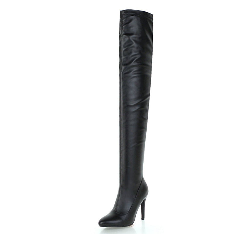 Overknee-Stretch-Stiefel mit High Heels – Eleganz trifft auf Sinnlichkeit